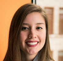 Fotografía de Victoria Lawson, Directora Financiera al frente de una empresa de trading financiero